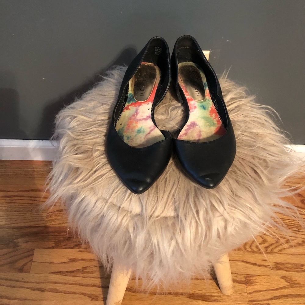Black flats